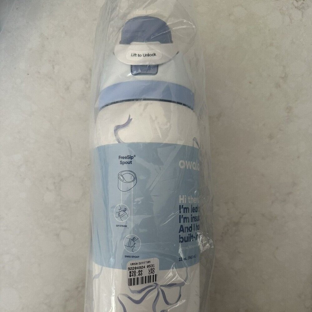 Owala Tied And True Blue Bows 32 Oz Freesip UO Exclusive